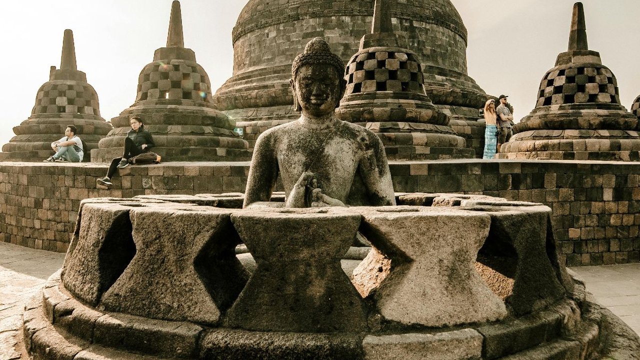 Menambah Wawasan Hidup Lewat Sejarah Objek Wisata Lokal