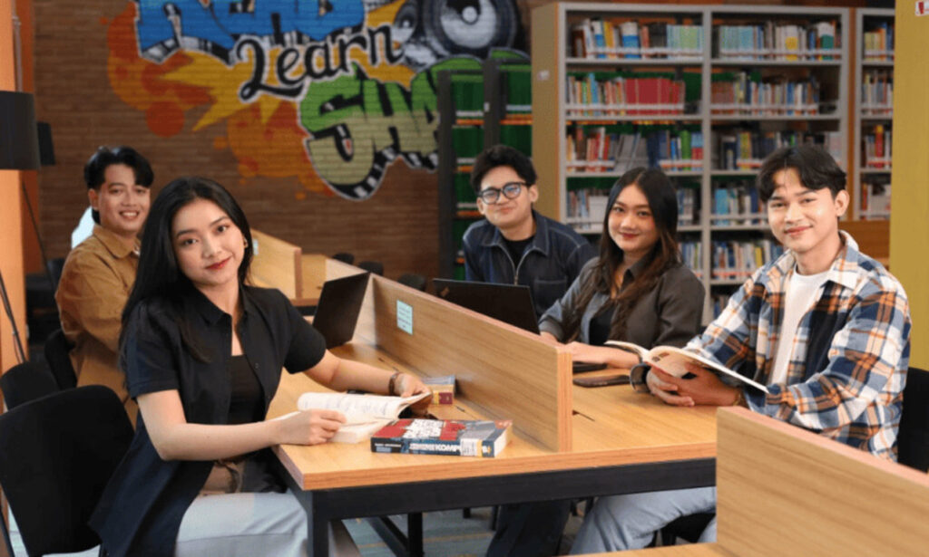Keren! Mahasiswa UBSI Ciptakan Inovasi Digital yang Siap Bersaing di Era Teknologi