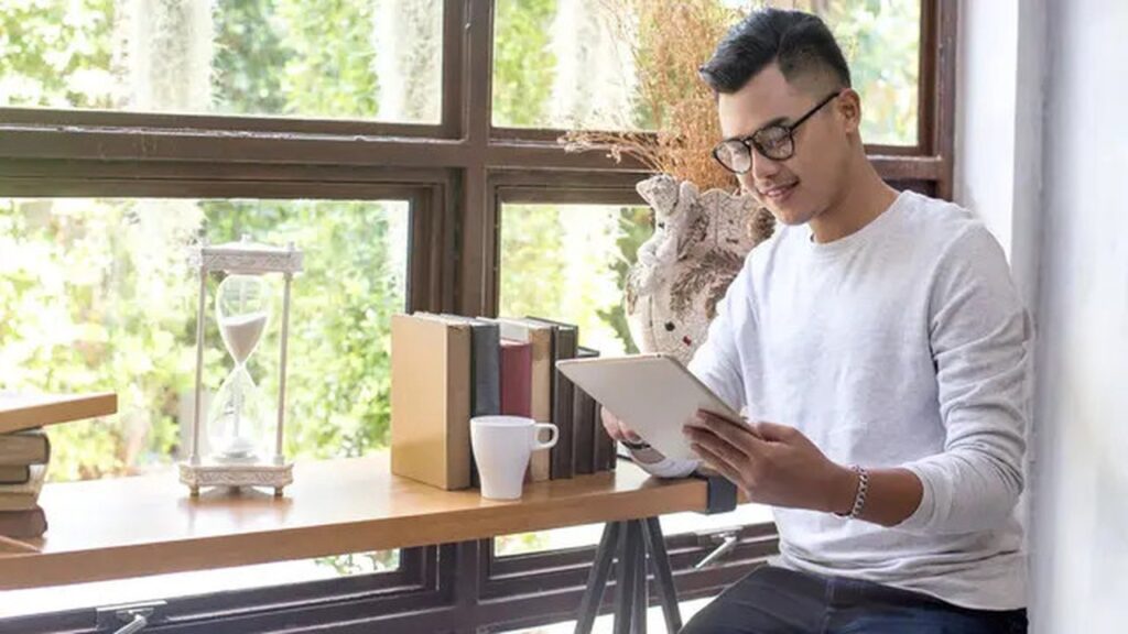 Gak Banyak yang Sadar! 6 Tanda Unik Ini Ternyata Ciri Orang Cerdas