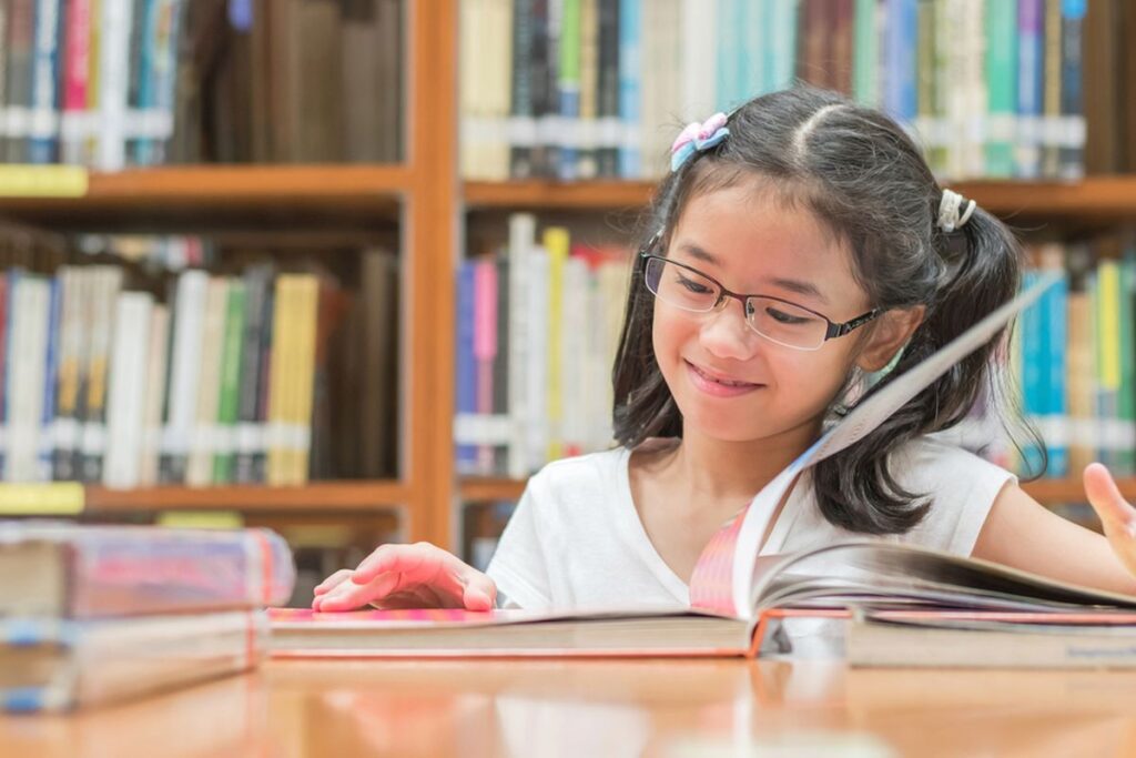 Negara Ini Hapus Pembelajaran Digital di Sekolah Siswa Dipaksa Kembali ke Buku dan Kertas, Kok Bisa?