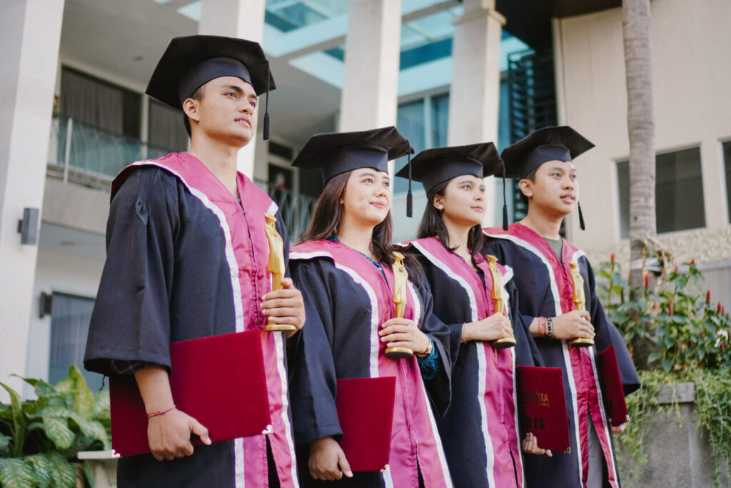 Lulusan SMA Wajib Tahu! Beasiswa Mahaghora Tawarkan Kuliah Gratis Tanpa Biaya hingga 4 Tahun